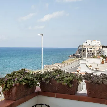 Hotel Santa Lucia 3*