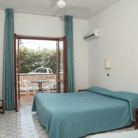 Santa Lucia Hotel